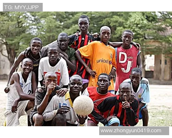 荆州足球明星阵容全景展示及其精彩瞬间回顾