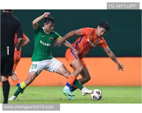 深圳足球队以93分稳居锦标赛积分榜首位争夺冠军前景广阔